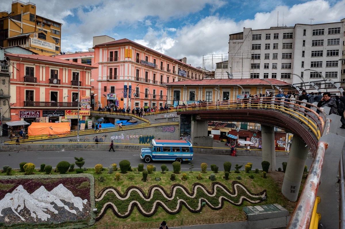 Pedestrial crossing at Avenida Perez Velasco, La Paz, Bolivia.