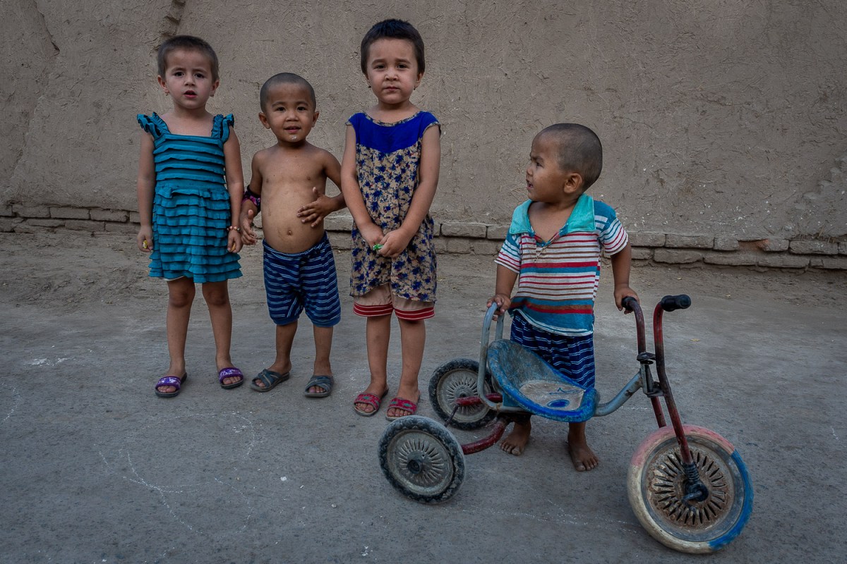 Children inside Itchan Kala, Khiva, Uzbekistan.