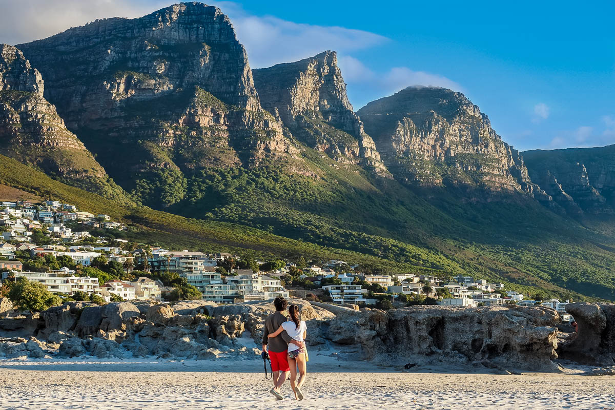Travelgrapher.com-Inspire-South-Africa-Camps-Bay-Couple