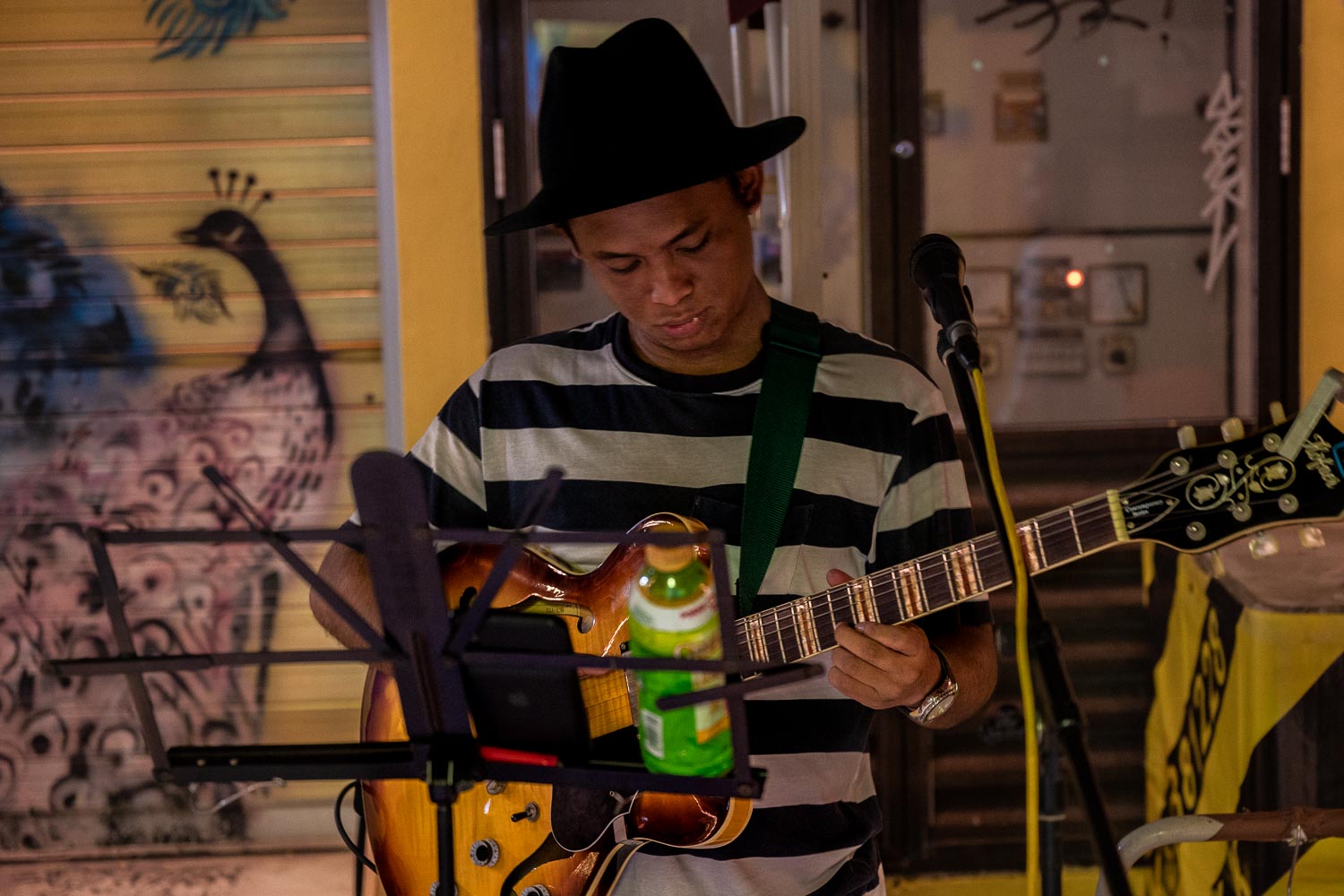 Travelgrapher.com-Inspire-Singapore-Arab-Street-Live-Music