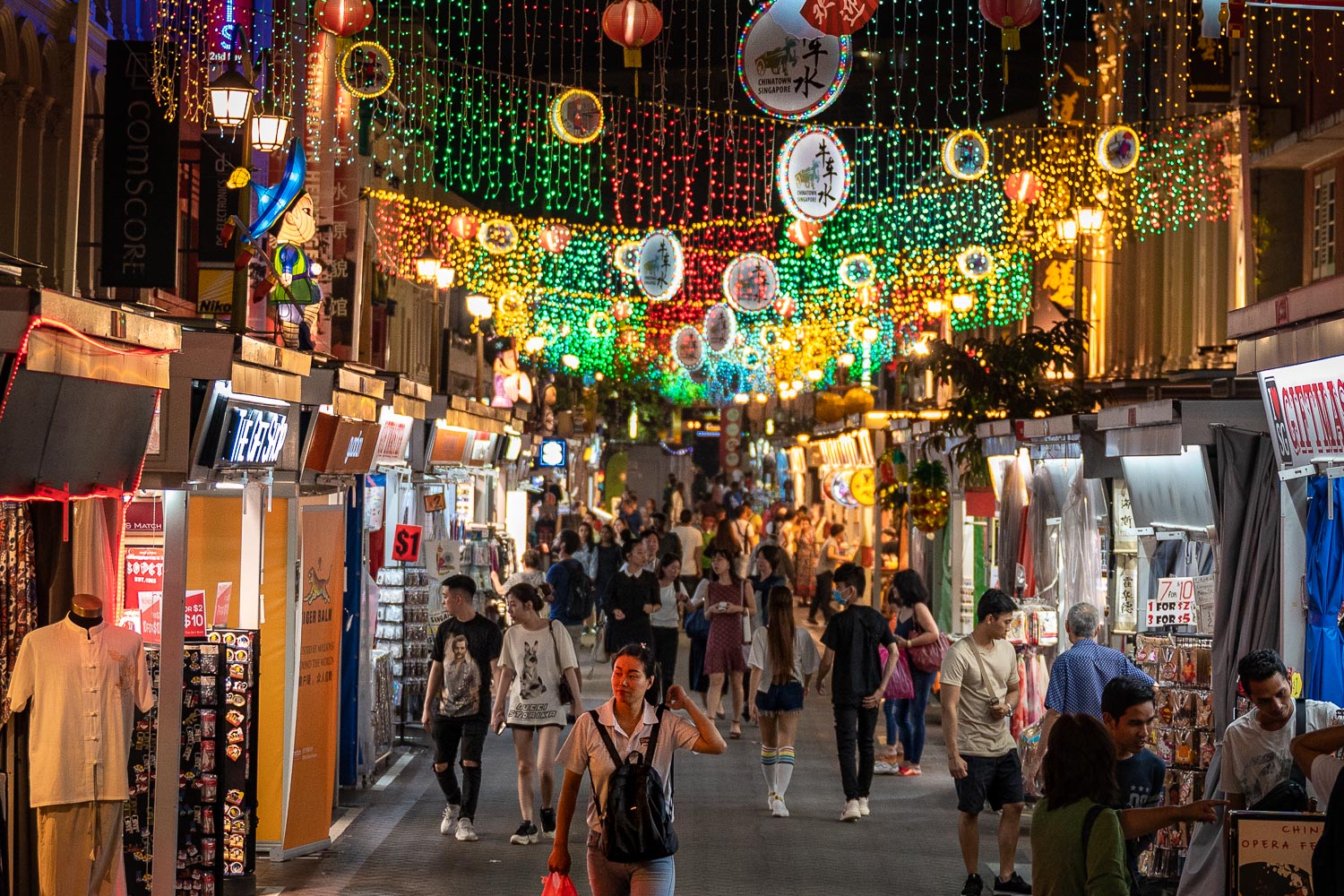 Travelgrapher.com-Inspire-Singapore-China-Town-Main-Street