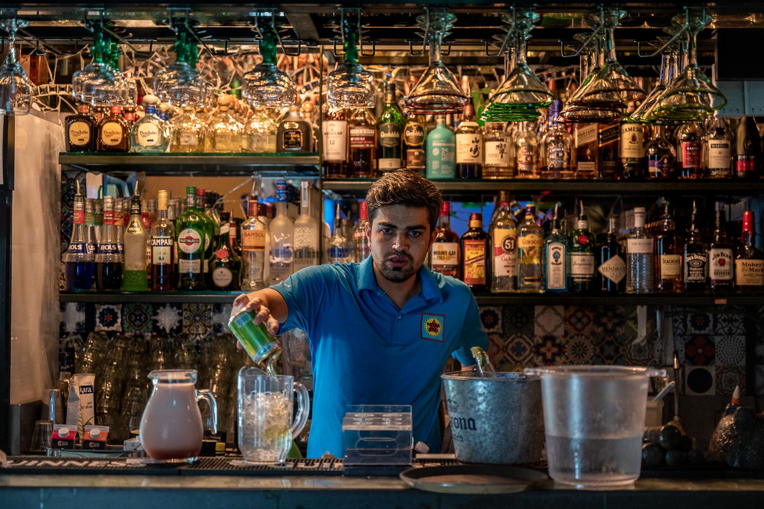 Travelgrapher.com-Inspire-Singapore-Duxton-Hill-Bartender