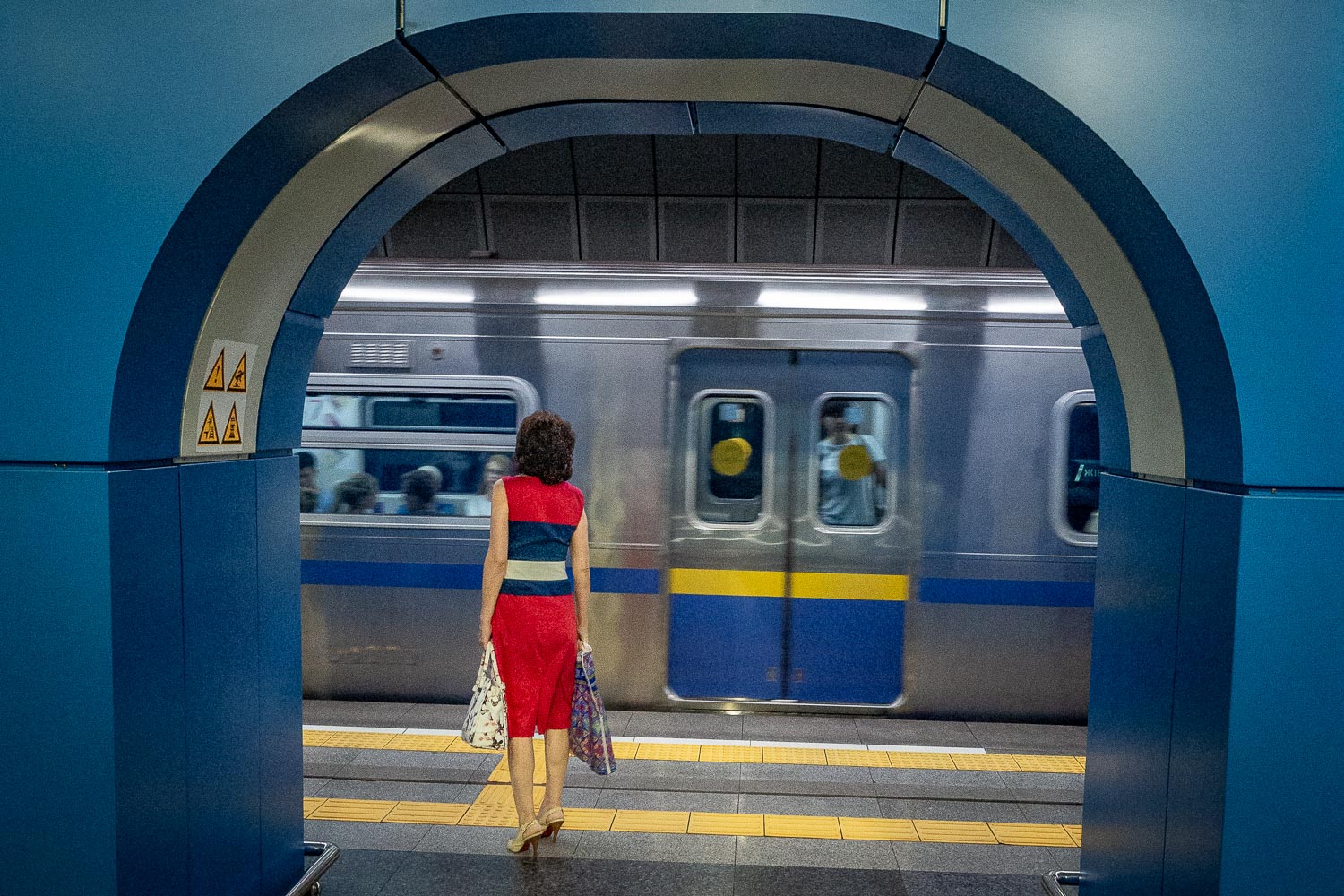 Travelgrapher.com-Inspire-Kazakhstan-Almaty-Metro-Baikonur-Passage