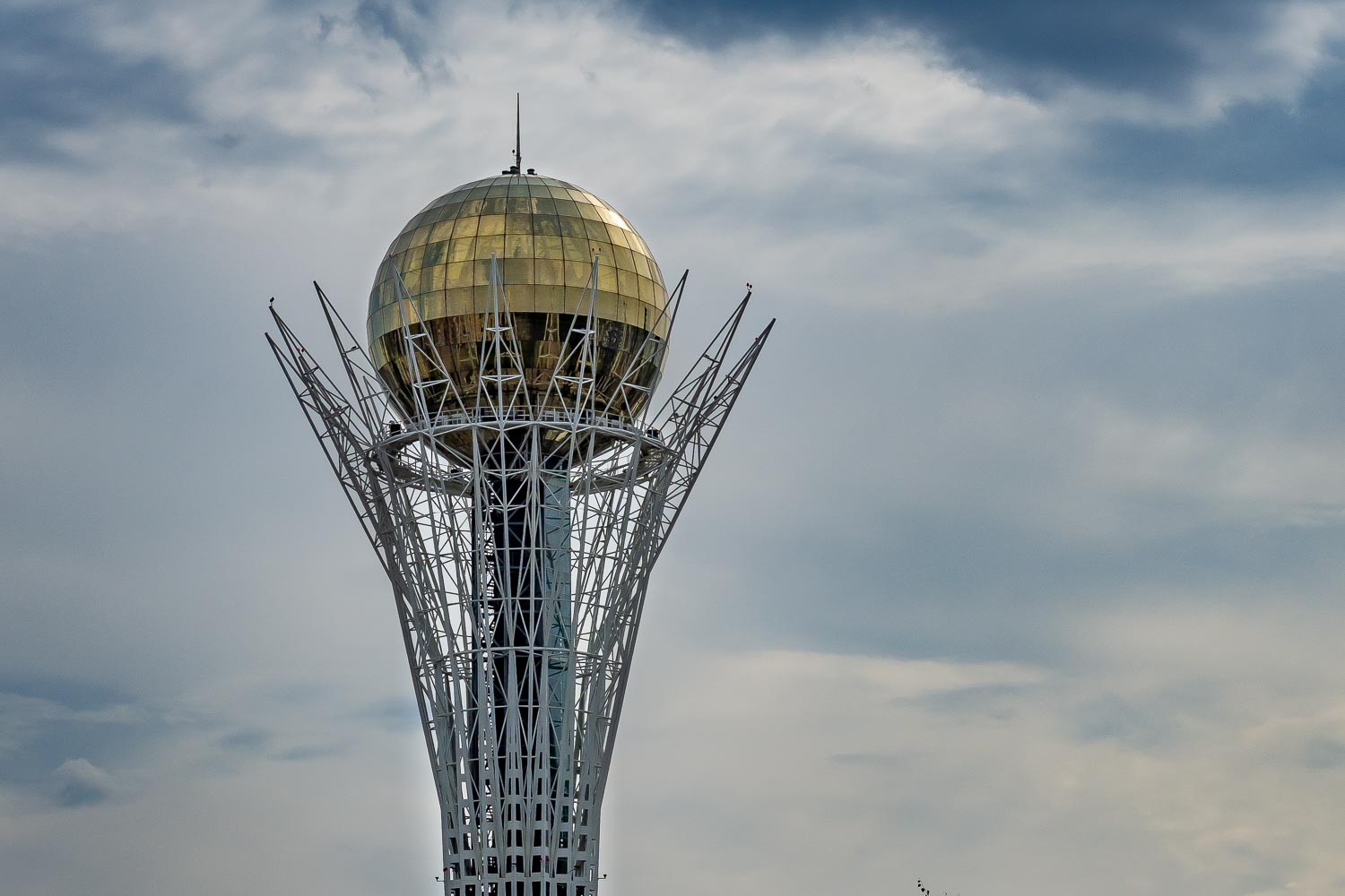 Travelgrapher.com-Inspire-Kazakhstan-Astana-Baiterek-Tower