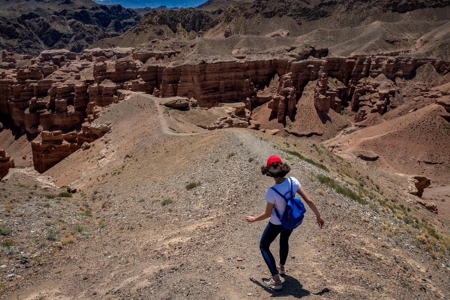 Travelgrapher.com-Inspire-Kazakhstan-Charyn-Canyon-Climbing