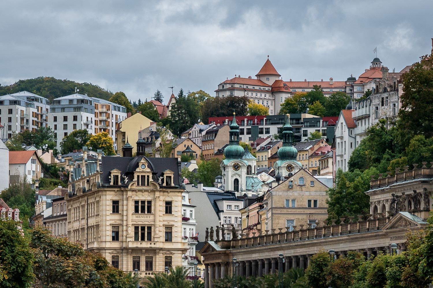 Travelgrapher.com-Inspire-Czech-Republic-Karlovy-Vary-Old-Town
