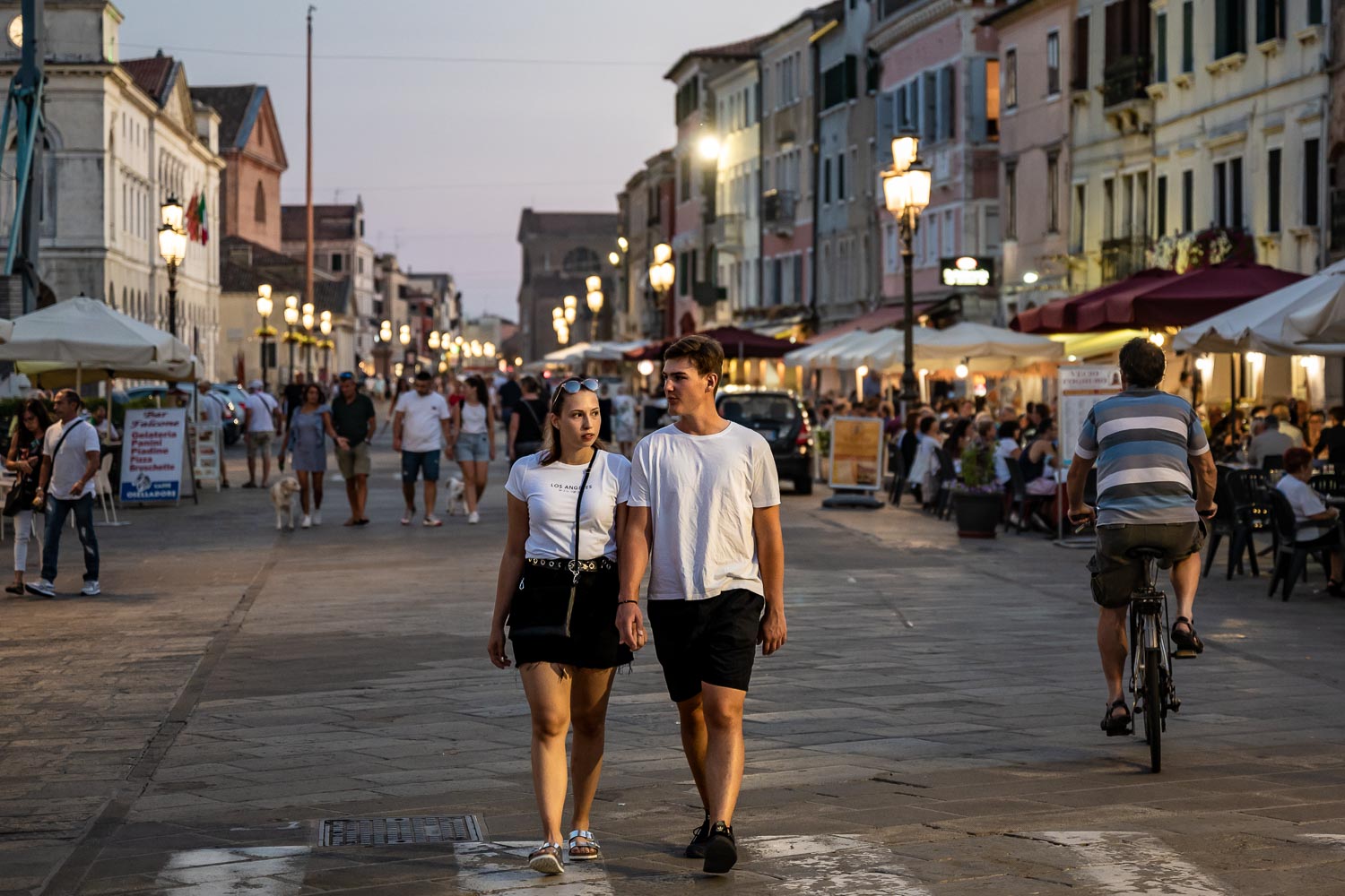Travelgrapher.com-Inspire-Italy-Chioggia-Corso-Del-Popolo