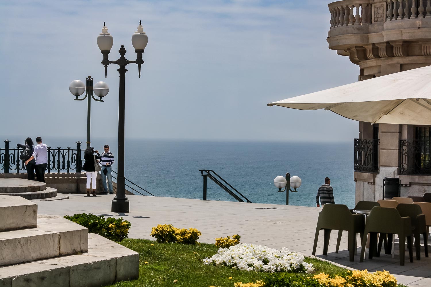 Travelgrapher.com-Inspire-Spain-Tarragona-Rambla-Nova-Terrace