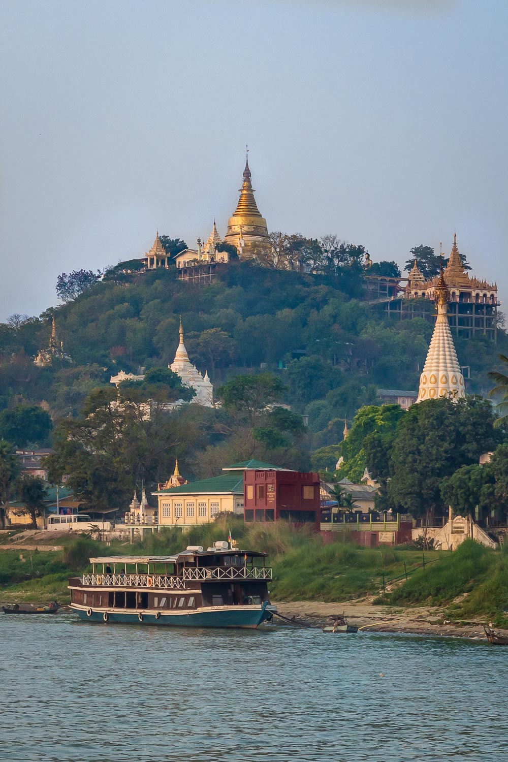 Travelgrapher.com-Inspire-Myanmar-Irrawaddy-River-Sagaing